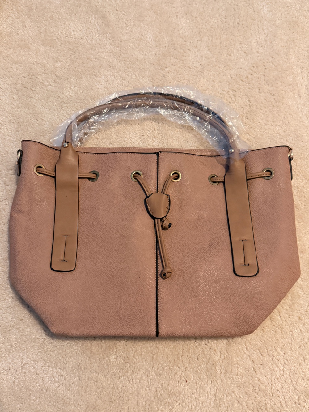 Mellow World | NWT Vegan Leather Drawstring Shoulder Tote Bag - Mauve Beige